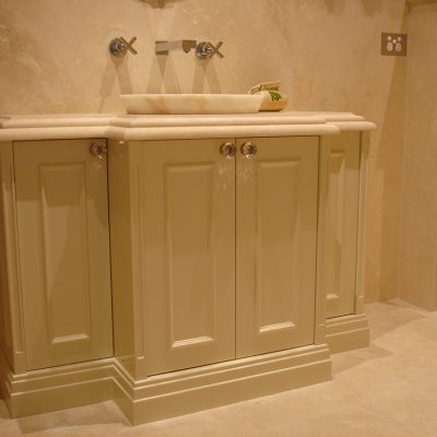 vanities-custom-made
